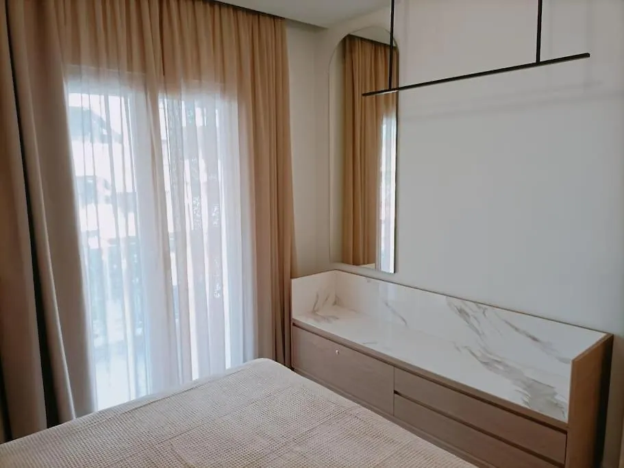 Luxe Boutique With Balcony Apartment Thessaloniki